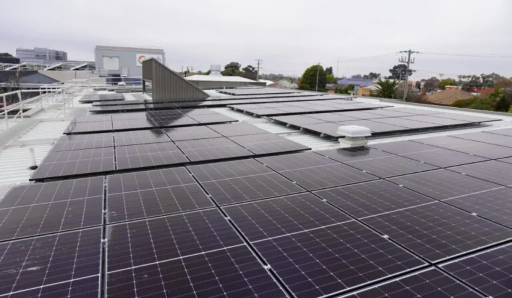 Echuca Regional Health — 100kW Solar Extension